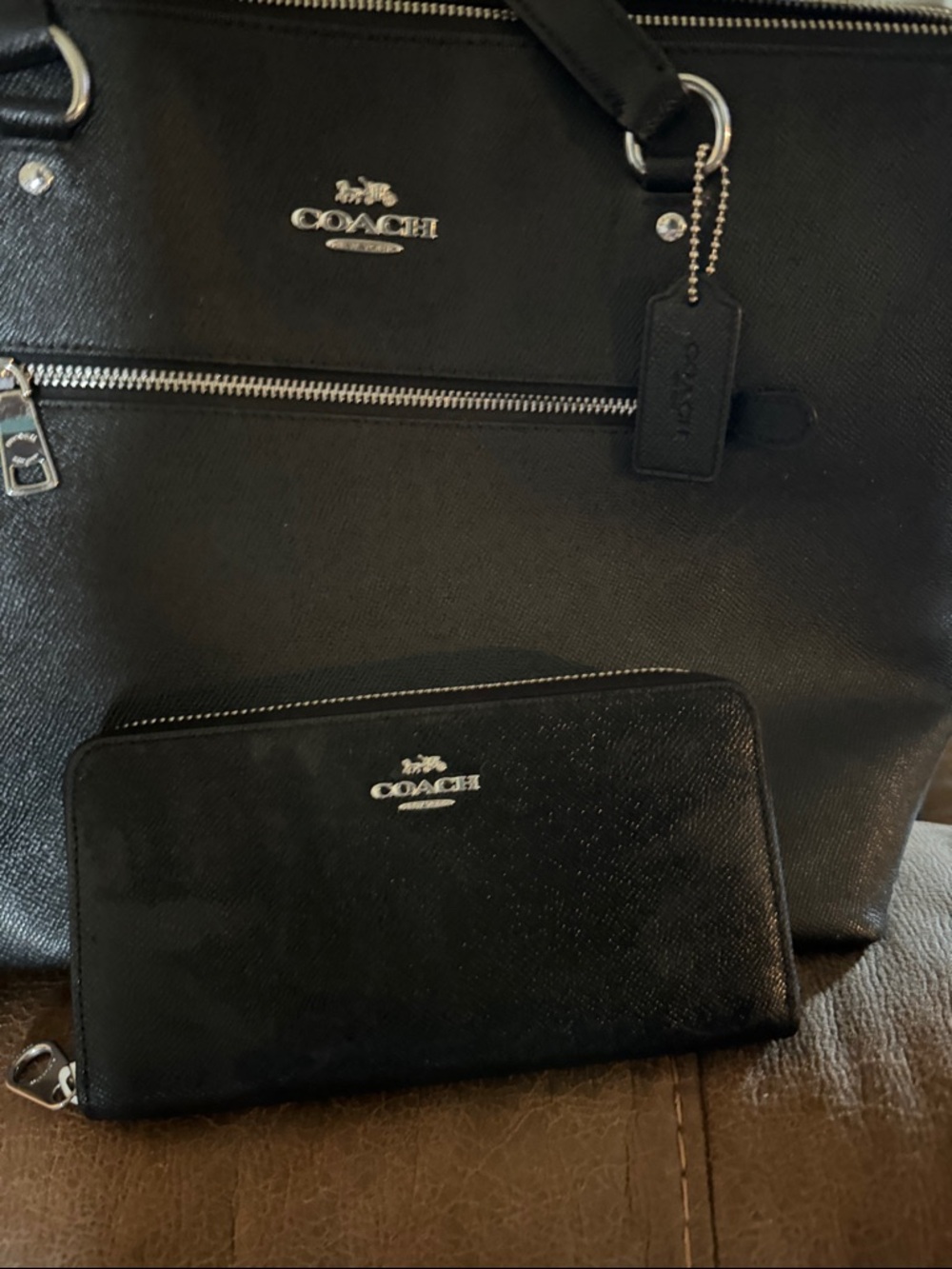 Coach Black Leather Zip Tote with Silver Hardware and Wallet - Picture 7 of 9